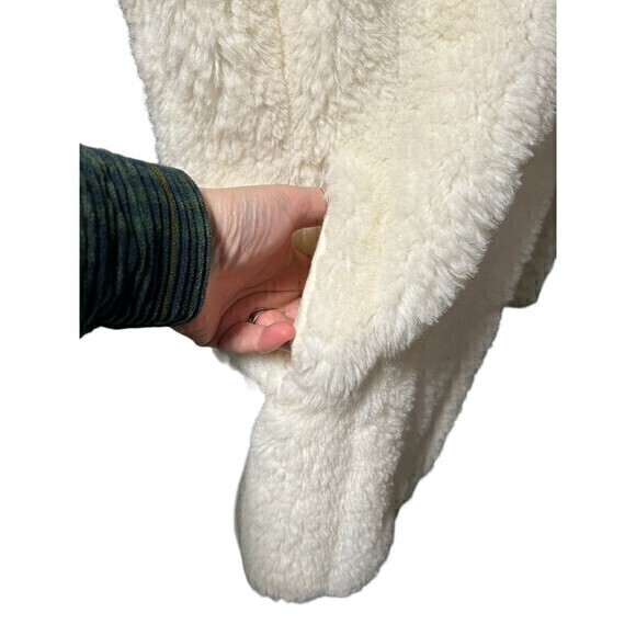 Vintage Monterey Fashions White‎ Best  Faux Fur Single Hook & Eye Ptp 23… - Picture 4 of 9